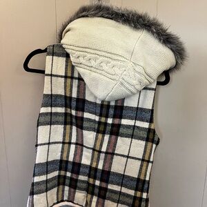 Nordstrom Plaid Hooded Vest with Faux Fur Trim